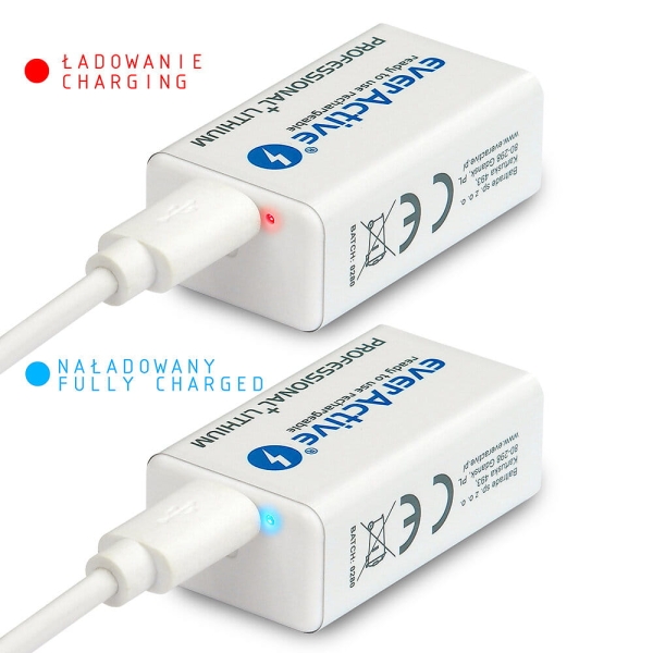 Ładowanie akumulatora 9 V kablem USB-C: dioda czerwona podczas ładowania, niebieska po naładowaniu